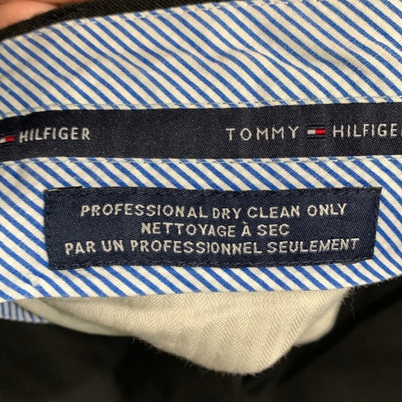 Tommy Hilfiger 100% Wool Flat Front Black Slacks       size 36 - Picture 9 of 10